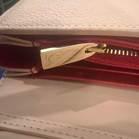 LOUBOUTIN
Pink Stud Paloma Clutch - Picture 13 of 16